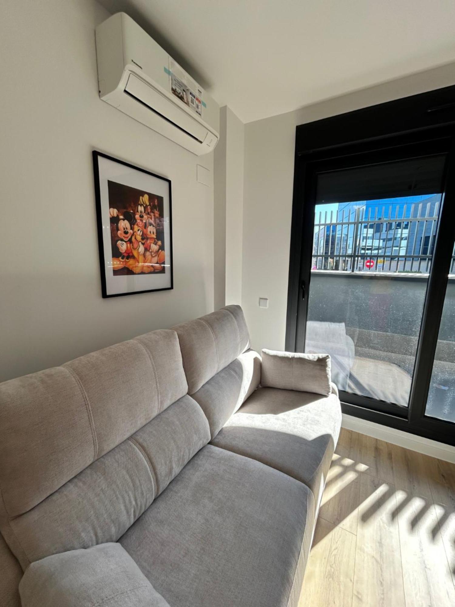 Estudios Homer Y Disney Con Piscina Olimpica Climatizada, Exterior,Gimnasio, Coworking, Netflix Y Wifi Gratis San Sebastián de los Reyes Dış mekan fotoğraf